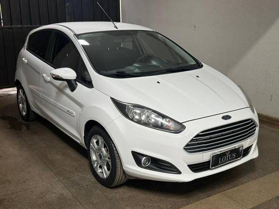 FORD FIESTA 1.6 SE HATCH 16V FLEX 4P POWERSHIFT